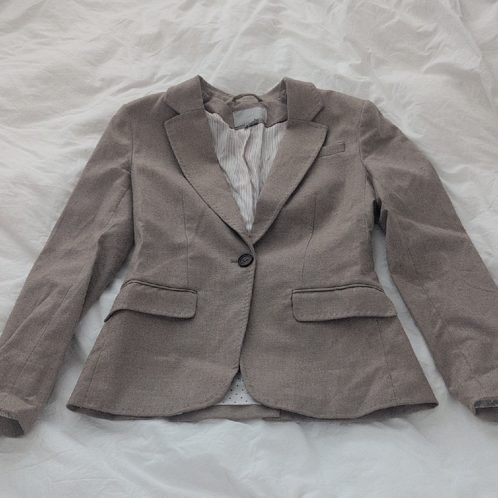 H&M Women's Beige Blazer